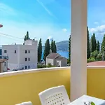 Tabak Apartment